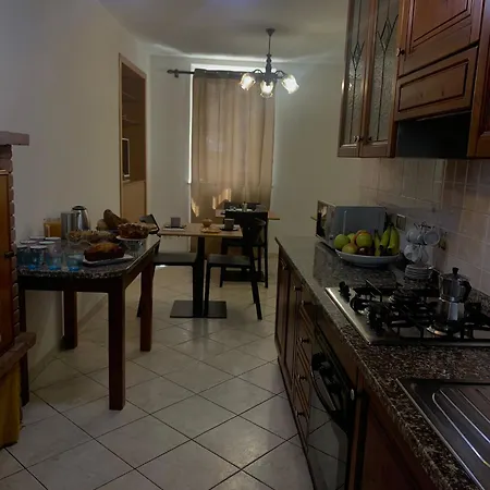 فندق مبيت وإفطار La Piazzetta Monterubbiano